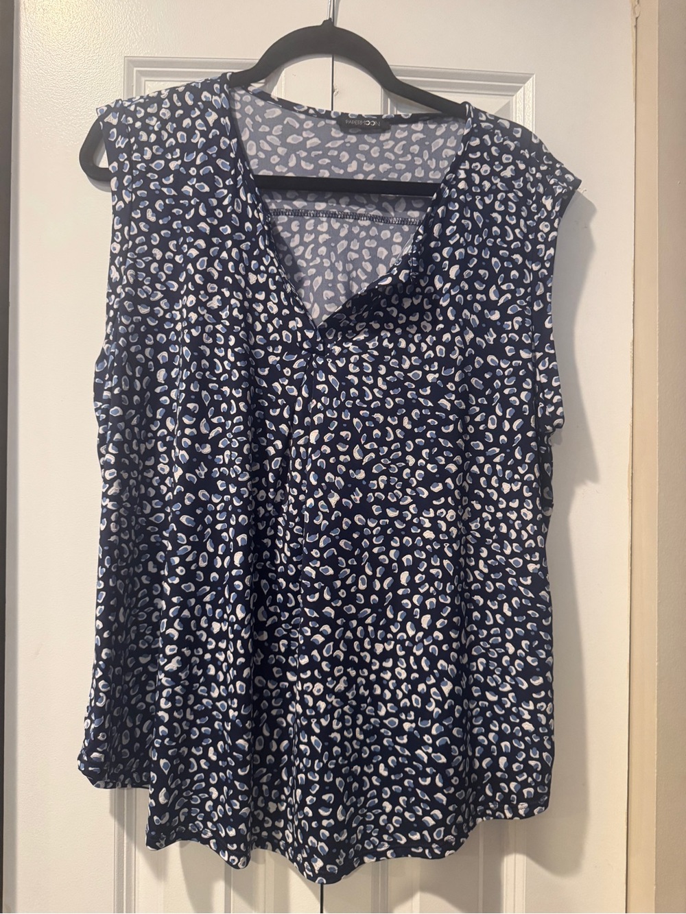 Paper Moon- Sleeveless Navy Leopard Print V-Neck Top